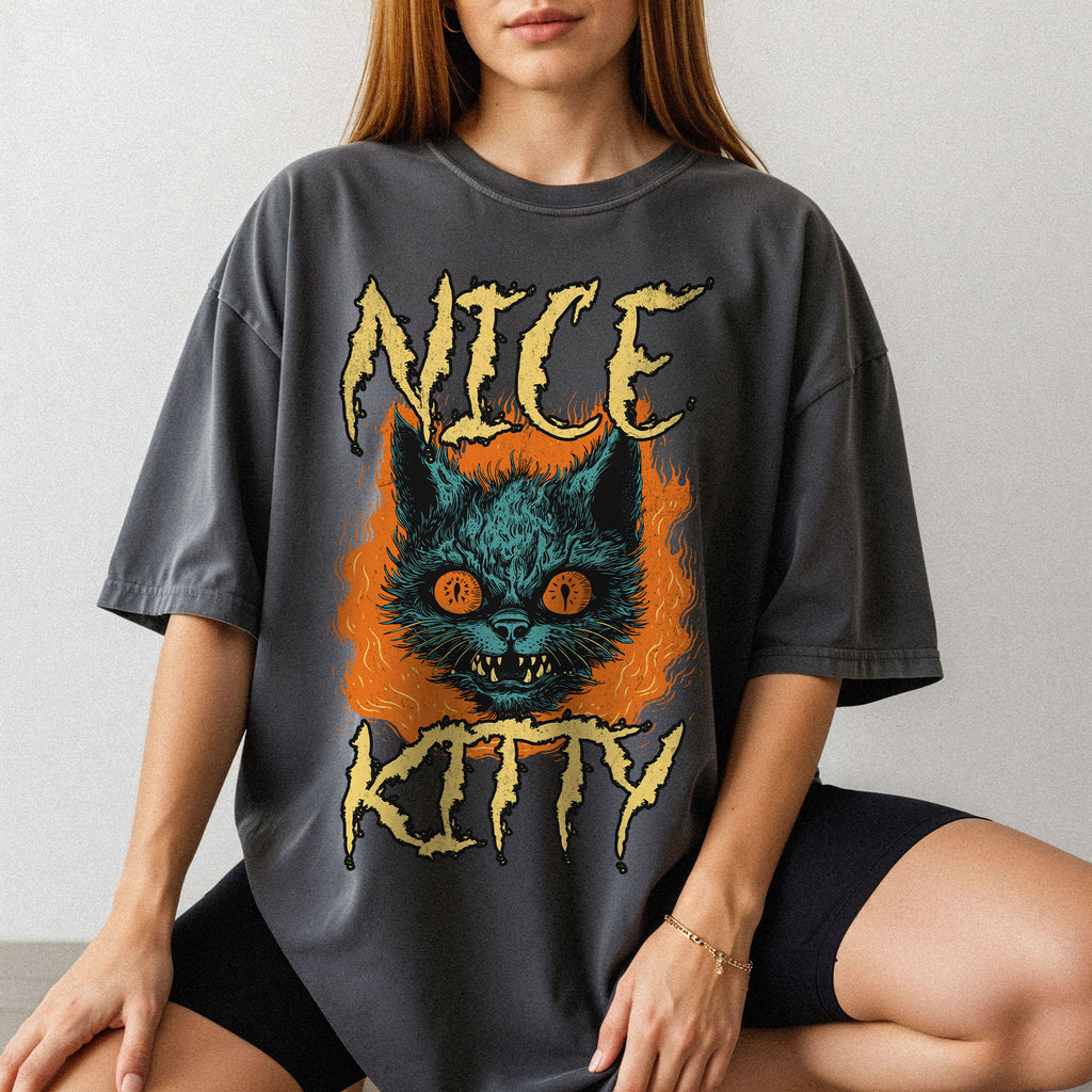 NICE KITTY Retro T-Shirt